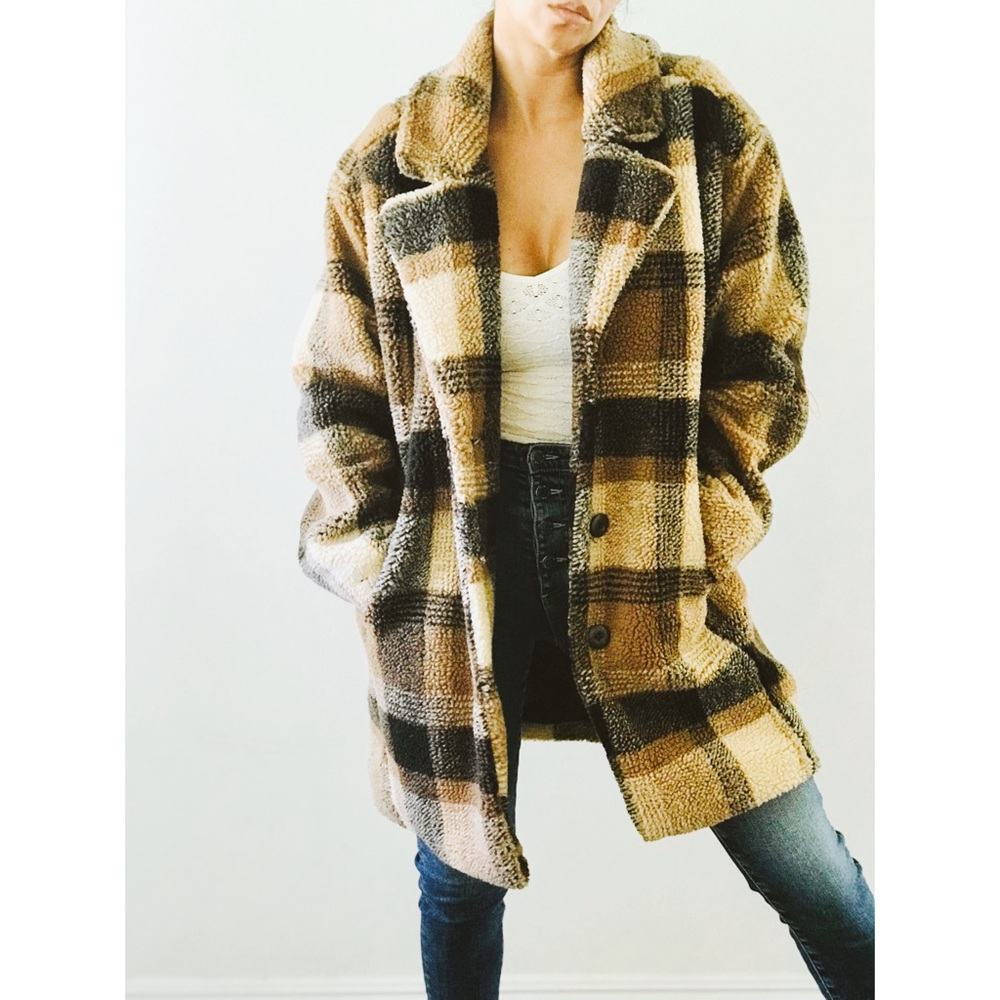 NWOT American Eagle teddy plaid coat sz Small